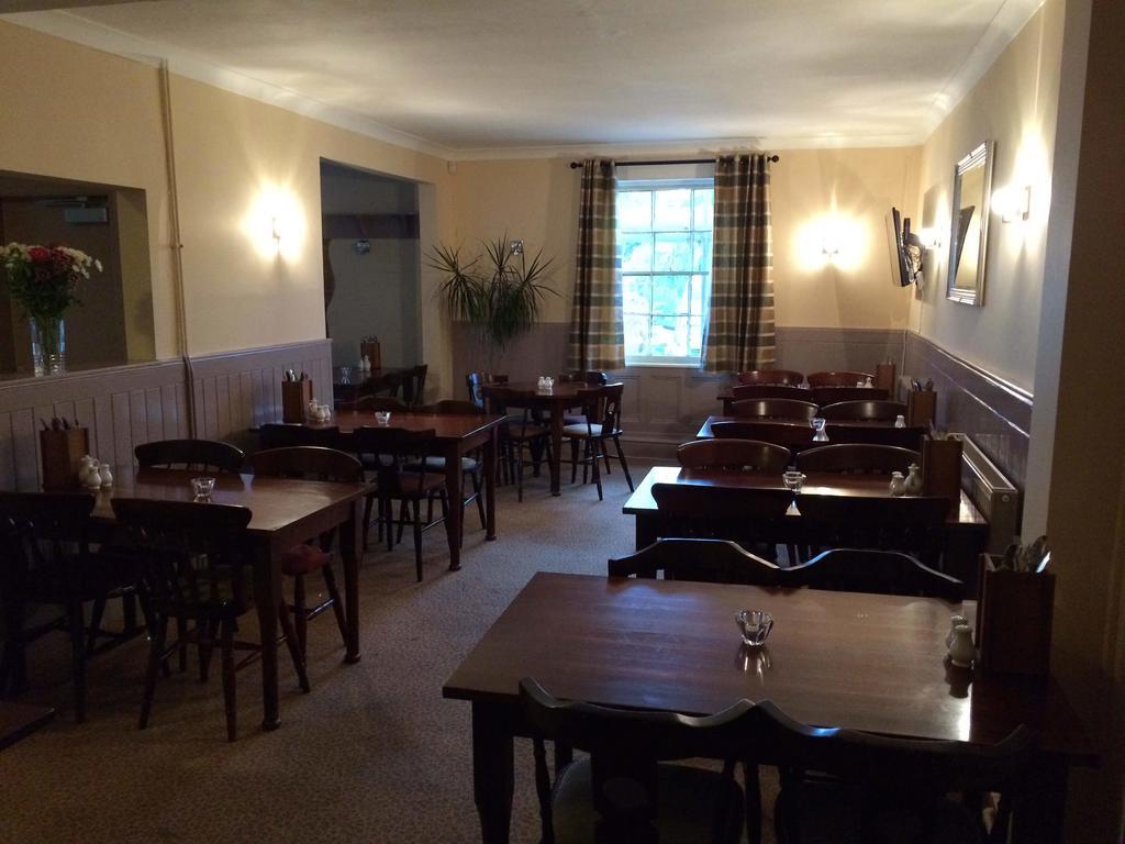 The Chase Inn Bishops Frome ภายนอก รูปภาพ